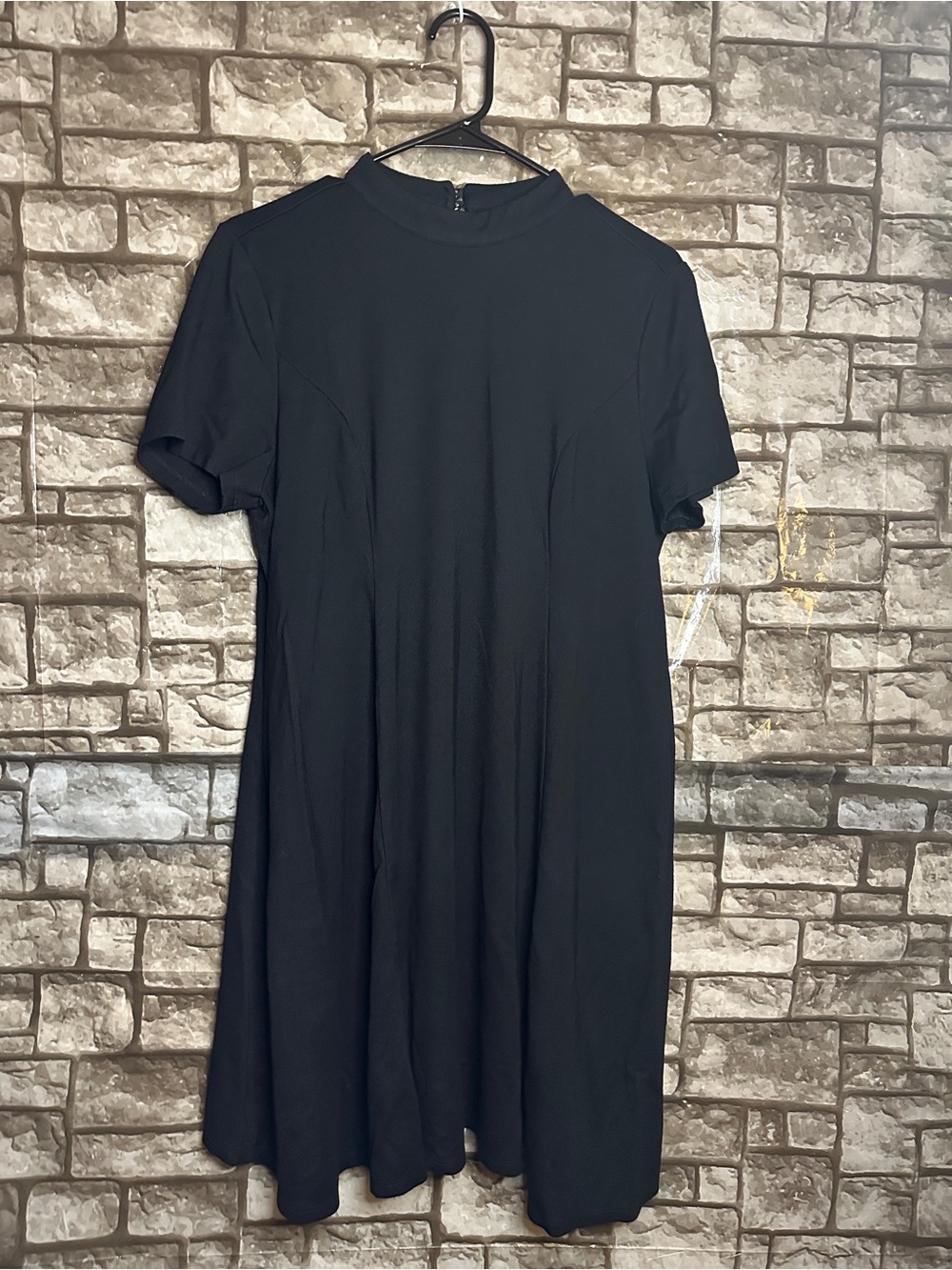 Torrid Black Mock Neck Stretchy Knee Length Dress With Pockets Size 1